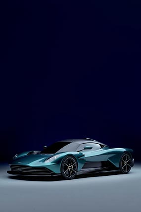2022 Aston Martin Valhalla phone wallpaper thumbnail.