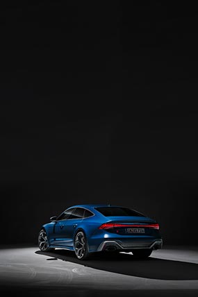2023 Audi RS7 Sportback Performance phone wallpaper thumbnail.