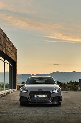 2023 Audi TT RS Iconic Edition phone wallpaper thumbnail.