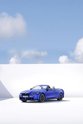 2022 BMW M4 Competition Convertible phone wallpaper thumbnail.