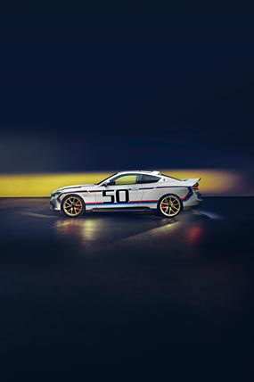 2023 BMW 3.0 CSL phone wallpaper thumbnail.