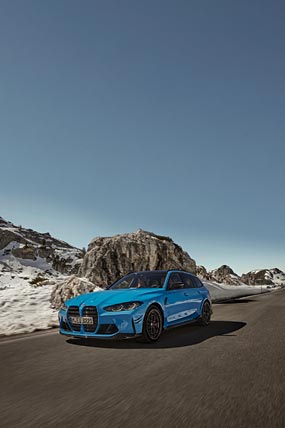 2023 BMW M3 Competition Touring phone wallpaper thumbnail.