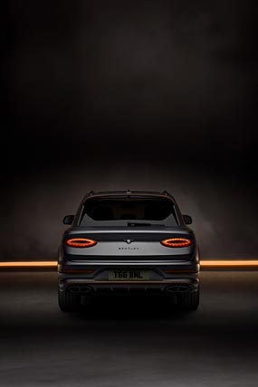 2024 Bentley Bentayga S Black Edition phone wallpaper thumbnail.