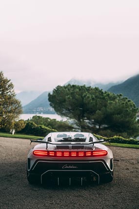 2020 Bugatti Centodieci phone wallpaper thumbnail.