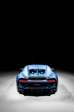 2022 Bugatti Chiron Profilee phone wallpaper thumbnail.