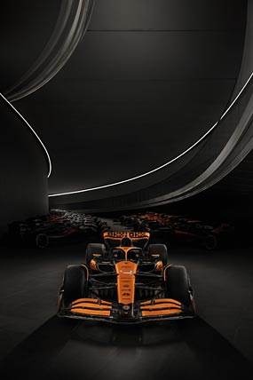 2024 McLaren MCL38 phone wallpaper thumbnail.