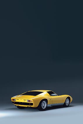 1971 Lamborghini Miura SV phone wallpaper thumbnail.