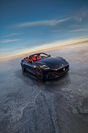 2024 Maserati GranCabrio Trofeo phone wallpaper thumbnail.
