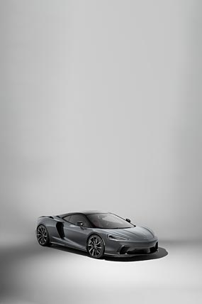 2024 McLaren GTS phone wallpaper thumbnail.
