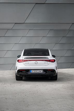 2023 Mercedes-AMG EQE 53 phone wallpaper thumbnail.