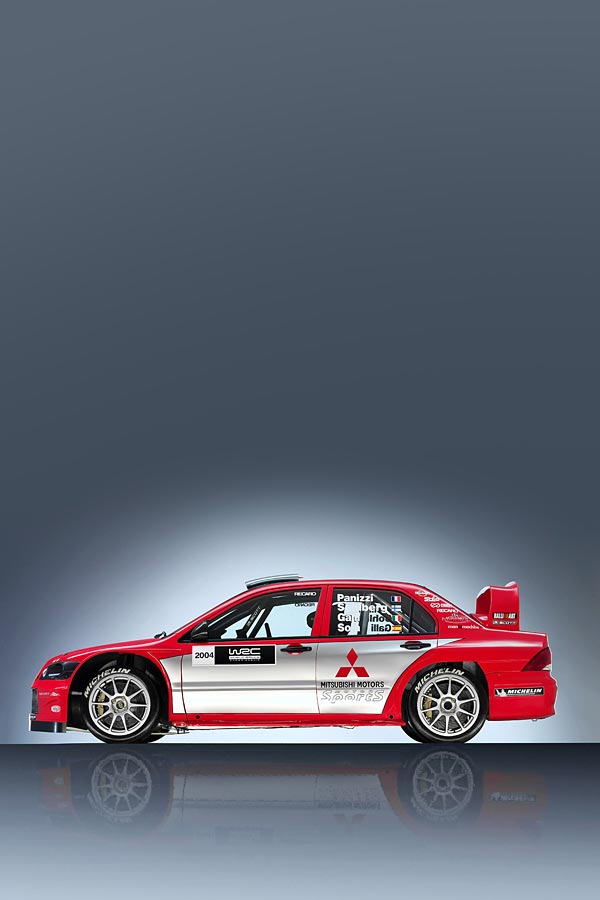 2004 Mitsubishi Lancer WRC04 phone wallpaper thumbnail.