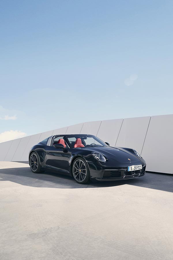2021 Porsche 911 Targa 4 phone wallpaper thumbnail.