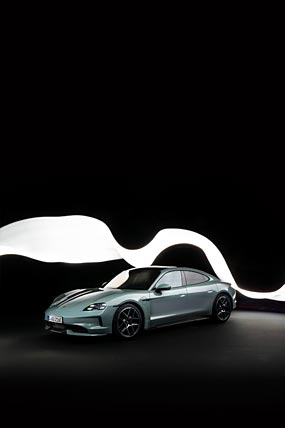 2025 Porsche Taycan phone wallpaper thumbnail.