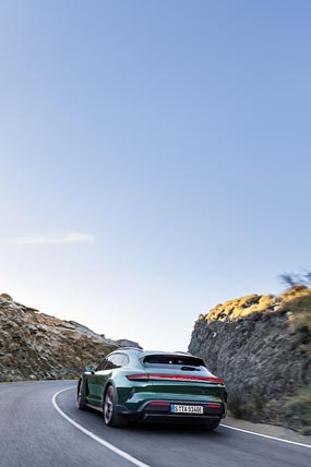 2025 Porsche Taycan Turbo Cross Turismo phone wallpaper thumbnail.