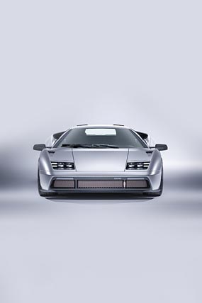 2023 Eccentrica Lamborghini Diablo Restomod phone wallpaper thumbnail.