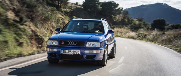 1995 Audi RS2 wide wallpaper thumbnail.