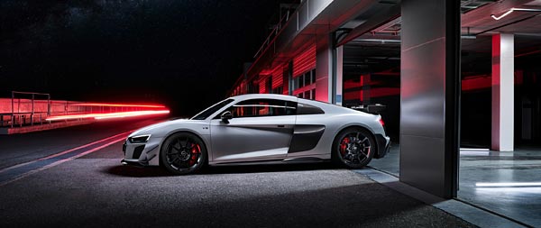 2023 Audi R8 Coupe V10 GT RWD Ultrawide Wallpaper 003 - WSupercars