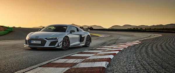 2023 Audi R8 Coupe V10 GT RWD wide wallpaper thumbnail.