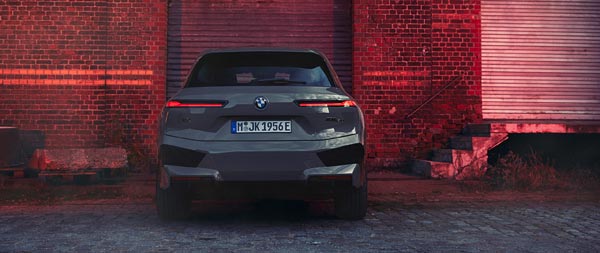 2022 BMW iX M60 wide wallpaper thumbnail.