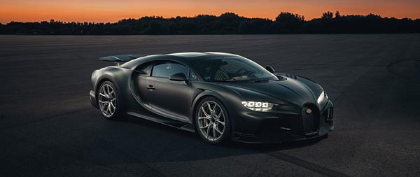 2021 Bugatti Chiron Pur Sport wide wallpaper thumbnail.