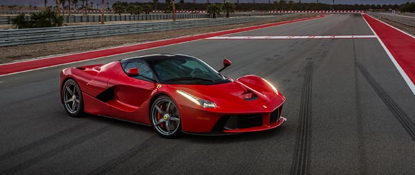 2014 Ferrari LaFerrari wide wallpaper thumbnail.