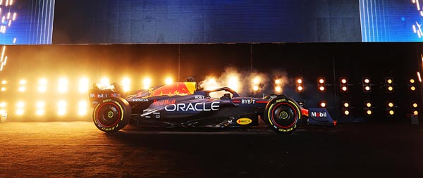 2023 Red Bull Racing RB19 super ultrawide wallpaper thumbnail.