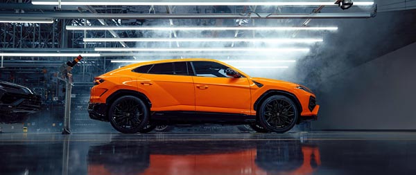 2025 Lamborghini Urus SE super ultrawide wallpaper thumbnail.