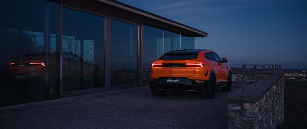 2025 Lamborghini Urus SE super ultrawide wallpaper thumbnail.