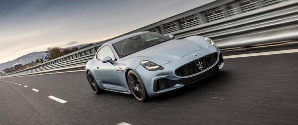 2023 Maserati GranTurismo super ultrawide wallpaper thumbnail.