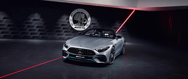 2023 Mercedes-AMG SL63 Motorsport Collectors Edition super ultrawide wallpaper thumbnail.