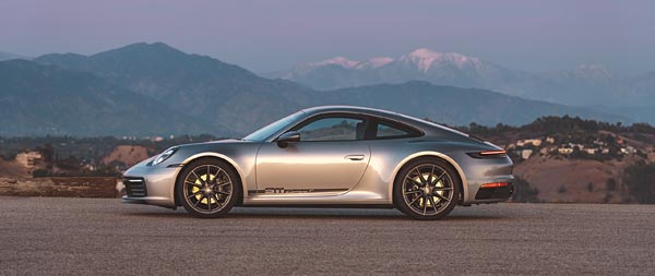 2023 Porsche 911 Carrera T wide wallpaper thumbnail.