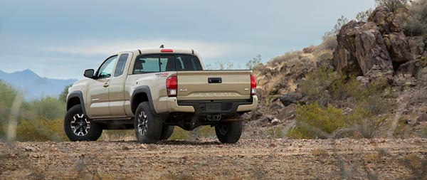 2016 Toyota Tacoma TRD Off-Road wide wallpaper thumbnail.