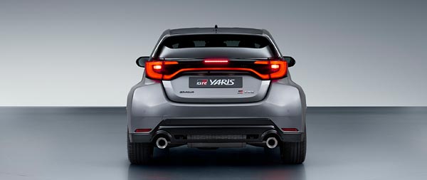 2024 Toyota GR Yaris super ultrawide wallpaper thumbnail.