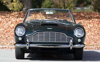 1964 Aston Martin DB5 wallpaper thumbnail.