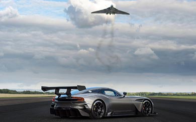 2016 Aston Martin Vulcan wallpaper thumbnail.