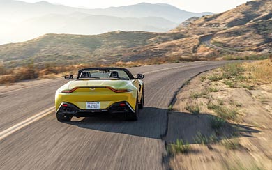 2021 Aston Martin Vantage Roadster wallpaper thumbnail.