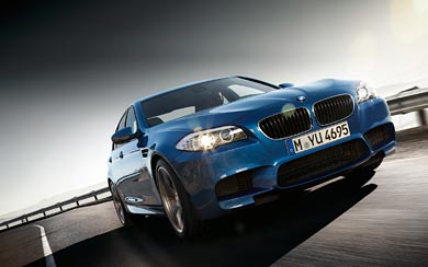 2012 BMW M5 wallpaper thumbnail.