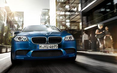 2012 BMW M5 wallpaper thumbnail.
