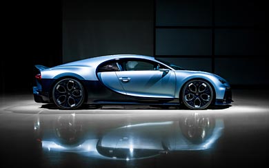 2022 Bugatti Chiron Profilee wallpaper thumbnail.