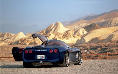 2003 Italdesign Corvette Moray wallpaper thumbnail.
