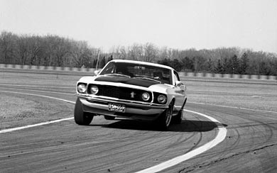 1969 Ford Mustang Boss 302 wallpaper thumbnail.