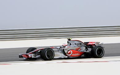 2008 McLaren MP4-23 wallpaper thumbnail.