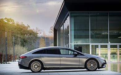 2022 Mercedes-AMG EQS53 wallpaper thumbnail.