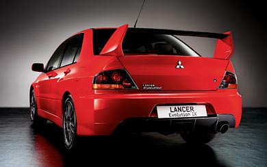 2005 Mitsubishi Lancer Evolution IX wallpaper thumbnail.