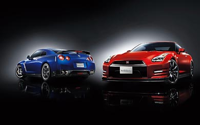 2015 Nissan GT-R wallpaper thumbnail.