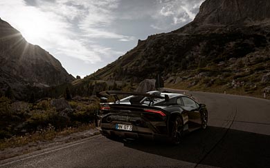 2022 Novitec Lamborghini Huracan STO wallpaper thumbnail.