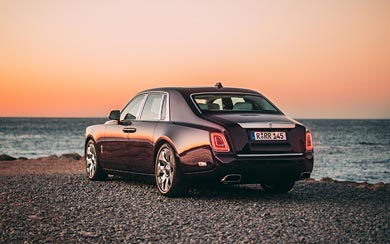 2023 Rolls-Royce Phantom Series II wallpaper thumbnail.