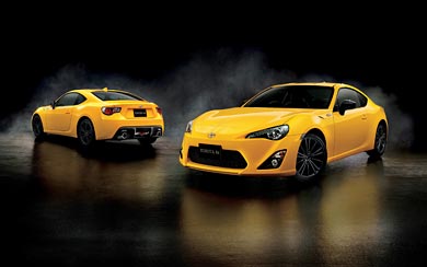 2015 Toyota GT 86 Yellow Limited wallpaper thumbnail.