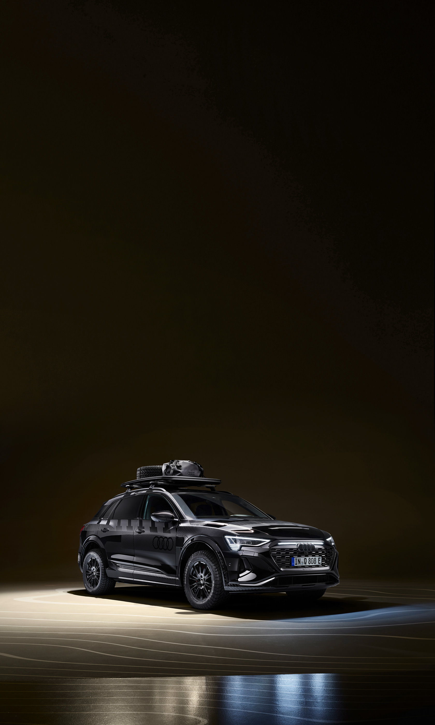  2024 Audi Q8 E-Tron Dakar Edition Wallpaper.