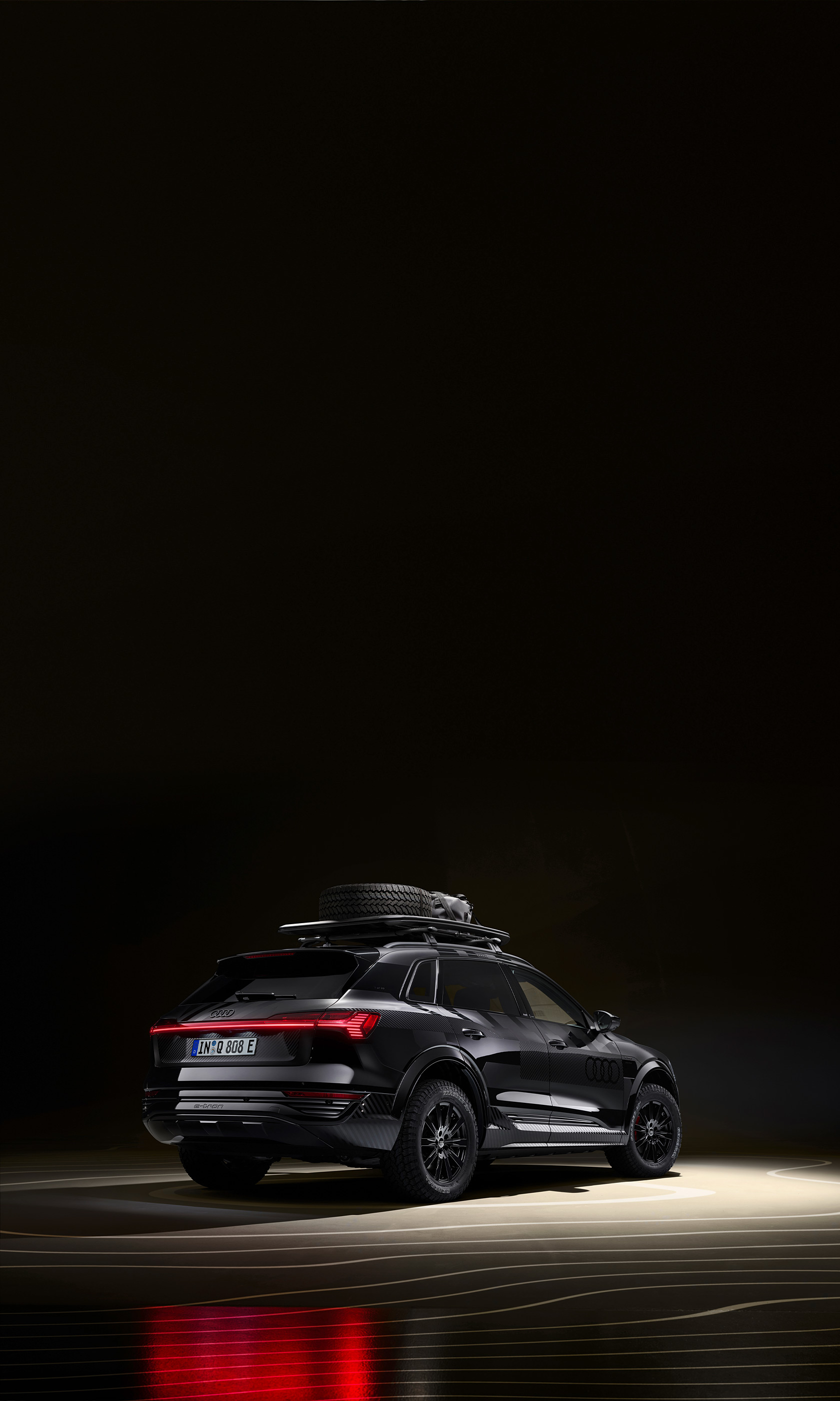  2024 Audi Q8 E-Tron Dakar Edition Wallpaper.